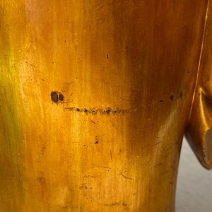 Une figure de Bouddha en bois laqué et doré, Chine, 18/19ème — photo 32