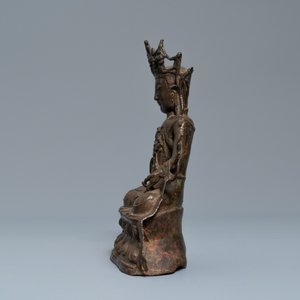 Une figure de Bouddha en bronze, Chine, 18ème — photo 7