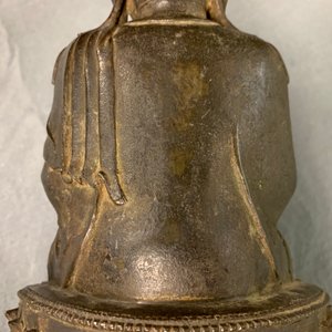 Une figure de Bouddha en bronze, Chine, Ming — photo 21