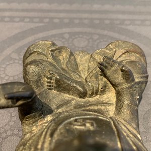Une figure de Bouddha en bronze, Chine, Ming — photo 8