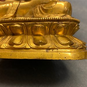 Une figure de Bouddha en bronze doré, Chine, Kangxi — photo 17