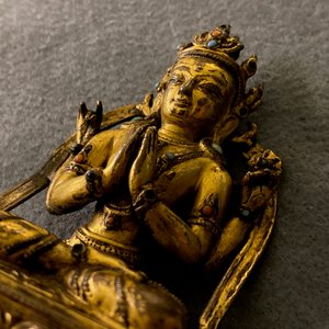 Une figure de Bouddha en bronze doré incrusté, Sino-Tibet, Ming — photo 18
