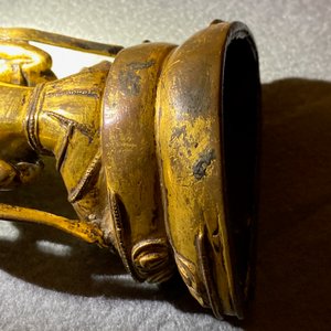 Une figure de Bouddha en bronze doré incrusté, Sino-Tibet, Ming — photo 33