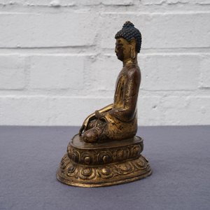 Une figure de Bouddha en bronze doré, Sino-Tibet, 17/18ème — photo 11