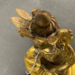 Une figure de Bouddha en bronze doré, Sino-Tibet, 18ème — photo 16
