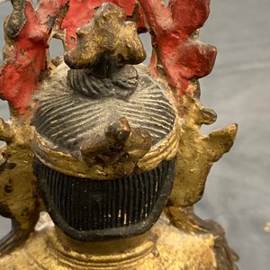 Une figure de Bouddha en bronze doré, Sino-Tibet, Ming — photo 25