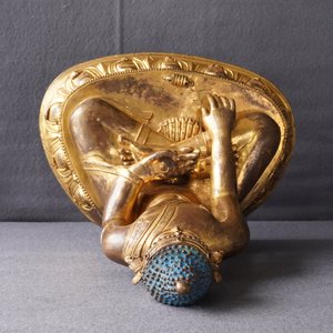 Une figure de Bouddha Shakyamuni en cuivre doré, 17/18ème — photo 25