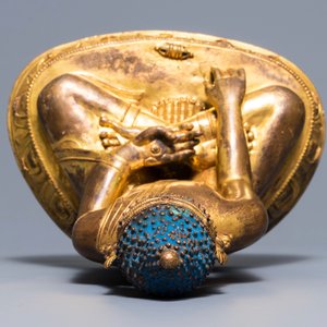 Une figure de Bouddha Shakyamuni en cuivre doré, 17/18ème — photo 5