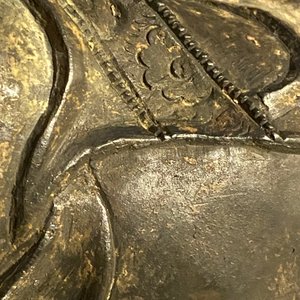 Une figure de Bouddha sur trône de lotus en bronze, Chine, Ming — photo 18