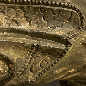 Une figure de Bouddha sur trône de lotus en bronze, Chine, Ming — photo 19