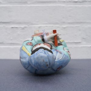 Une figure de Guanyin debout en porcelaine de Chine, Qianlong — photo 14