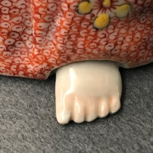 Une figure de Guanyin debout en porcelaine de Chine, Qianlong — photo 22