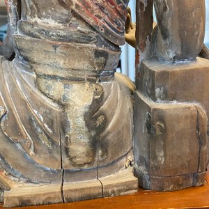 Une figure de Guanyin en bois peint, Chine, Ming — photo 35