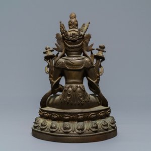 Une figure de Guanyin en bronze, Chine, Ming — photo 2