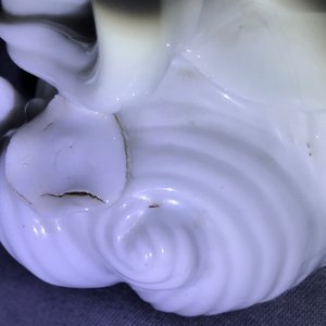 Une figure de Guanyin en porcelaine blanc de Chine de Dehua, 19ème — photo 29