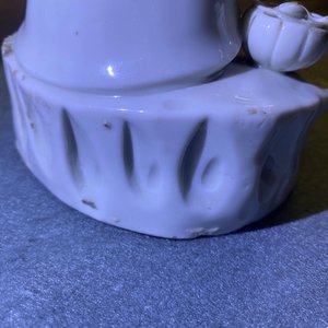Une figure de Guanyin en porcelaine blanc de Chine de Dehua, Kangxi/Qianlong — photo 22