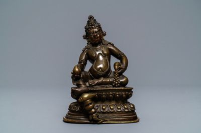 Une figure de Jambhala en bronze, Sino-Tibet, 17/18ème