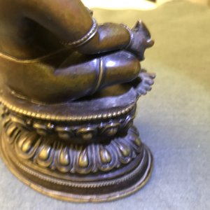 Une figure de Jambhala en bronze, Sino-Tibet, 17/18ème — photo 17