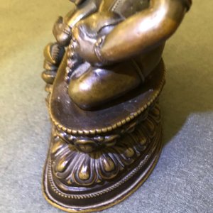 Une figure de Jambhala en bronze, Sino-Tibet, 17/18ème — photo 18