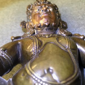 Une figure de Jambhala en bronze, Sino-Tibet, 17/18ème — photo 23