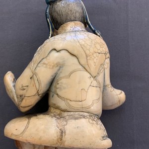 Une figure de l'immortel Han Xiangzi en pierre à savon, Kangxi — photo 18