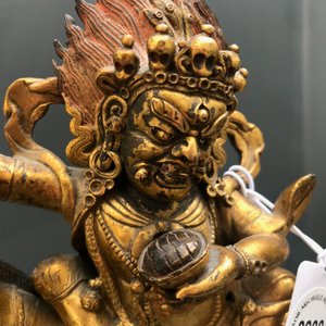 Une figure de Palden Lhamo en bronze doré, Tibet, 17ème — photo 9