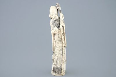 Une figure de Shou Lao en ivoire sculpté, Chine, fin du 19ème