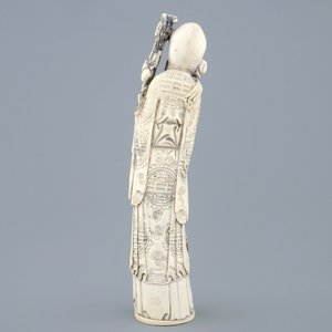 Une figure de Shou Lao en ivoire sculpté, Chine, fin du 19ème — photo 4