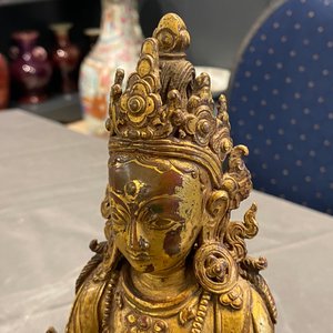 Une figure de Tara Blanche en bronze doré, Népal, 16ème — photo 15