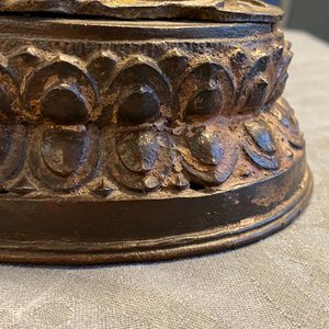 Une figure de Tara Blanche en bronze doré, Népal, 16ème — photo 19