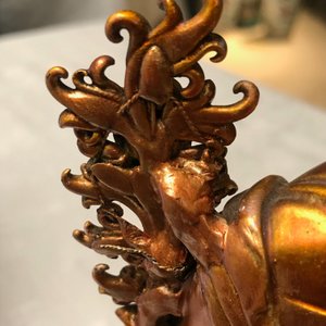 Une figure de Tsongkhapa en bois doré et laqué, Chine, 18ème — photo 12