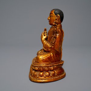 Une figure de Tsongkhapa en bois doré et laqué, Chine, 18ème — photo 4
