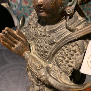 Une figure de Weituo en bronze laqué et doré, Chine, Ming — photo 23