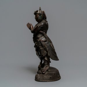 Une figure de Weituo en bronze laqué et doré, Chine, Ming — photo 4
