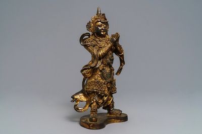 Une figure de Weituo en bronze laqué et doré, Chine, Ming