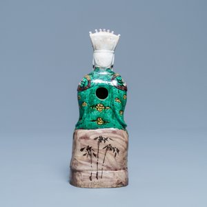 Une figure de Wenchang Wang en biscuit émaillé vert, Kangxi — photo 4