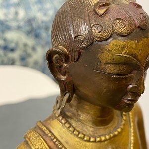 Une figure du Bouddha en bronze doré, Sino-Tibet, 17/18ème — photo 20