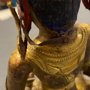 Une figure du Bouddha en cuivre doré, Sino-Tibet, 18/19ème — photo 14