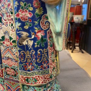 Une figure du Dieu d'étoiles 'Shou' en porcelaine de Chine famille rose, 19ème — photo 14