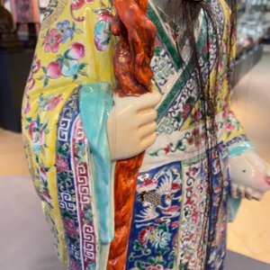 Une figure du Dieu d'étoiles 'Shou' en porcelaine de Chine famille rose, 19ème — photo 10