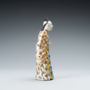 Une figure d'un chinois en faïence polychrome de Delft, ca. 1800 — photo 3