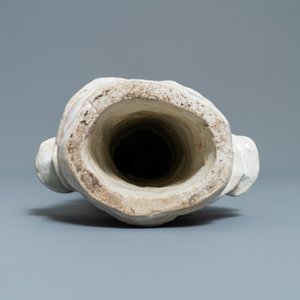 Une figure d'un immortel en porcelaine de Chine famille rose, 19/20ème — photo 6