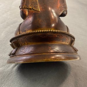 Une figure d'un lama en bronze doré, Sino-Tibet, 18/19ème — photo 19