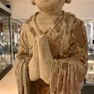 Une figure d'un moine bouddhiste en bois peint, Chine, 19ème — photo 9