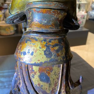 Une figure d'un servant en bronze doré et laqué, Chine, Ming — photo 24