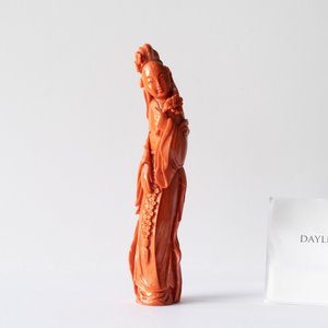Une figure d'une femme en corail rouge sculpté, Chine, 19/20ème — photo 8