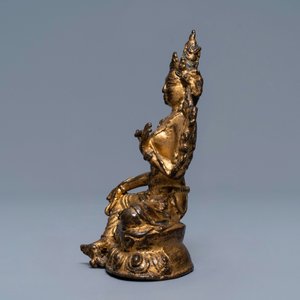 Une figure d'une Tara Verte en bronze doré, Sino-Tibet, 17/18ème — photo 5