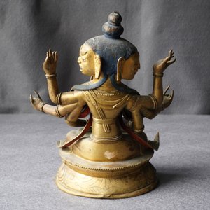 Une figure d'Ushnishavijaya en cuivre doré incrusté, Sino-Tibet, 18ème — photo 5