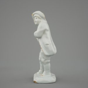 Une figure en blanc de Delft, allégorie de l'hiver, 18ème — photo 3