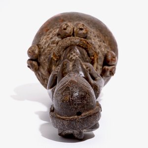 Une figure femelle sur calebasse, R.D. Congo, milieu du 20ème — photo 7